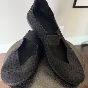 Steven by Steve Madden Black Woven Flats | Stretch Comfort Shoes | Size 8